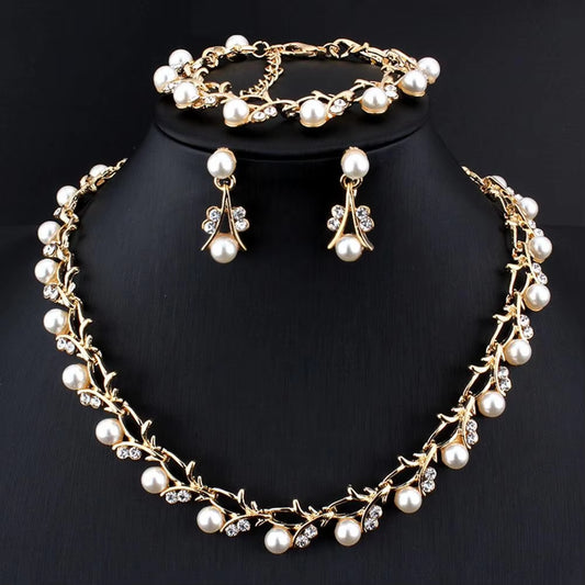 Luxury Gold Bridal Jewelry Set for Women, Choker Necklace and Earrings, Perfect Wedding Dress Accessory