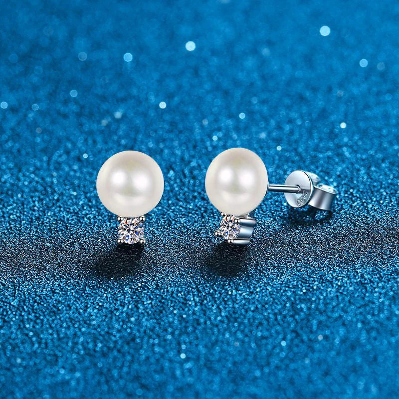 9Mm Freshwater Pearl Stud Earrings with Moissanite 